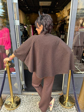 Poncho "Jewel" Donkerbruin